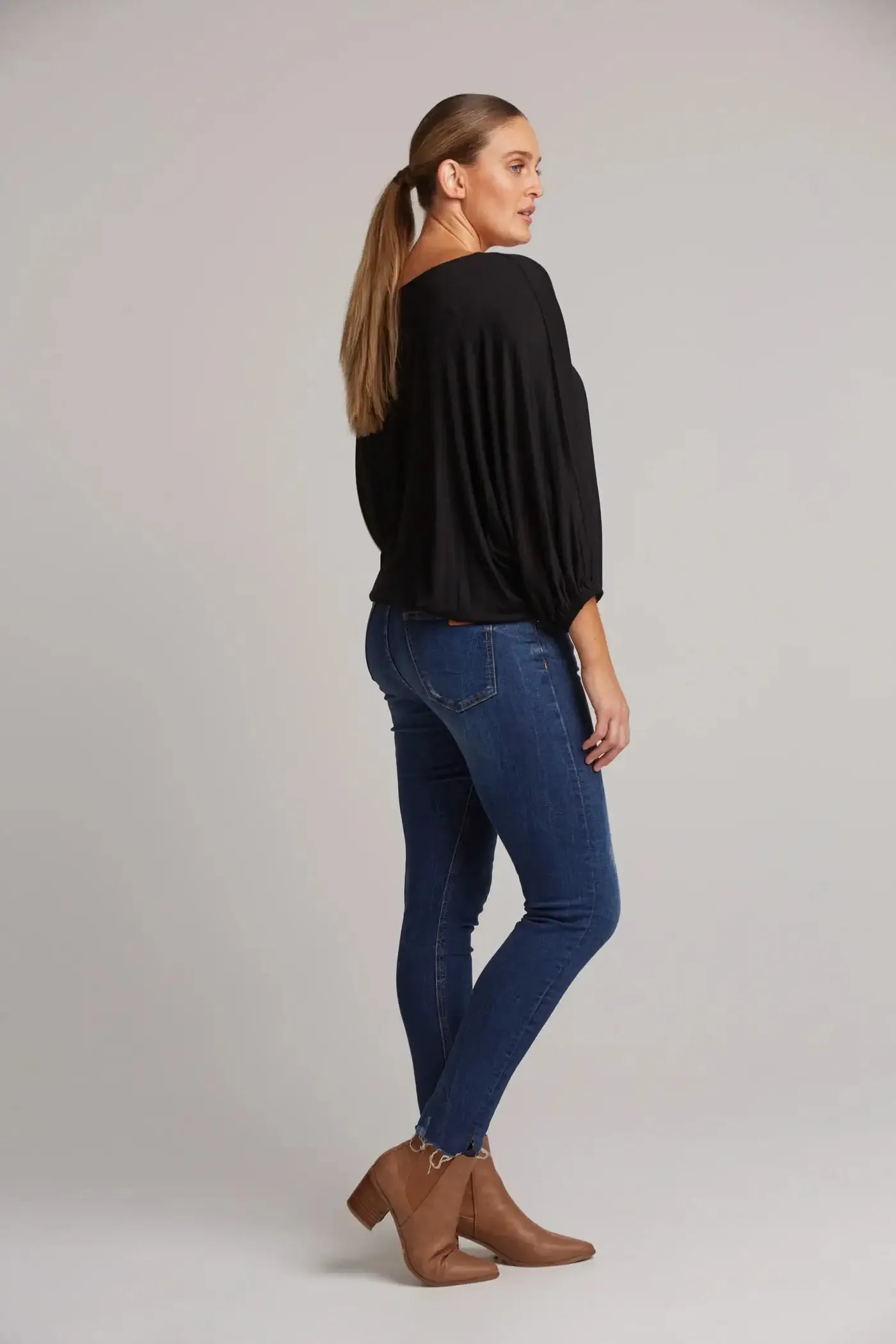 Eb & Ive Studio Relaxed Top - Ebony