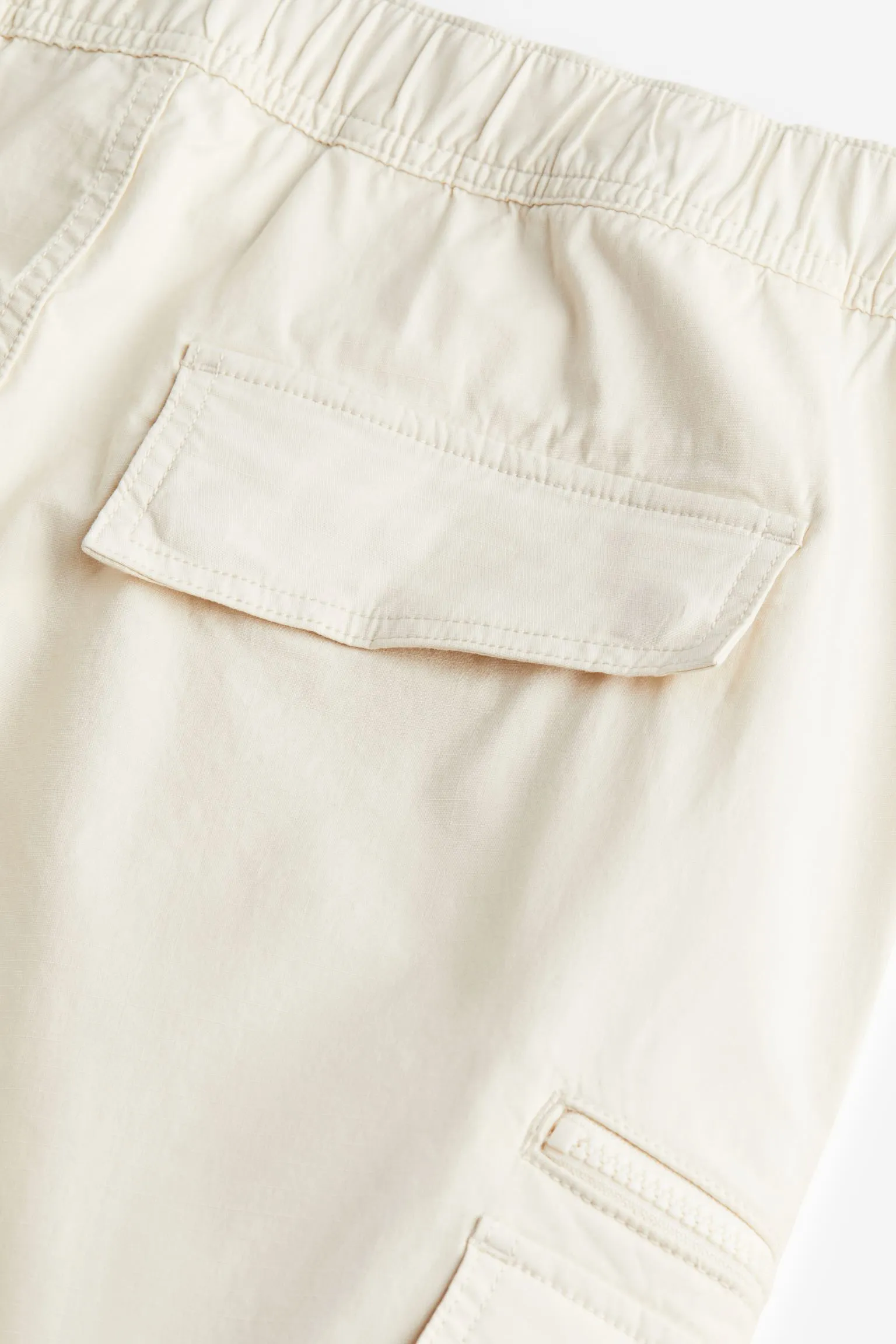 H&M Regular Fit Ripstop Cargo Pants, cream