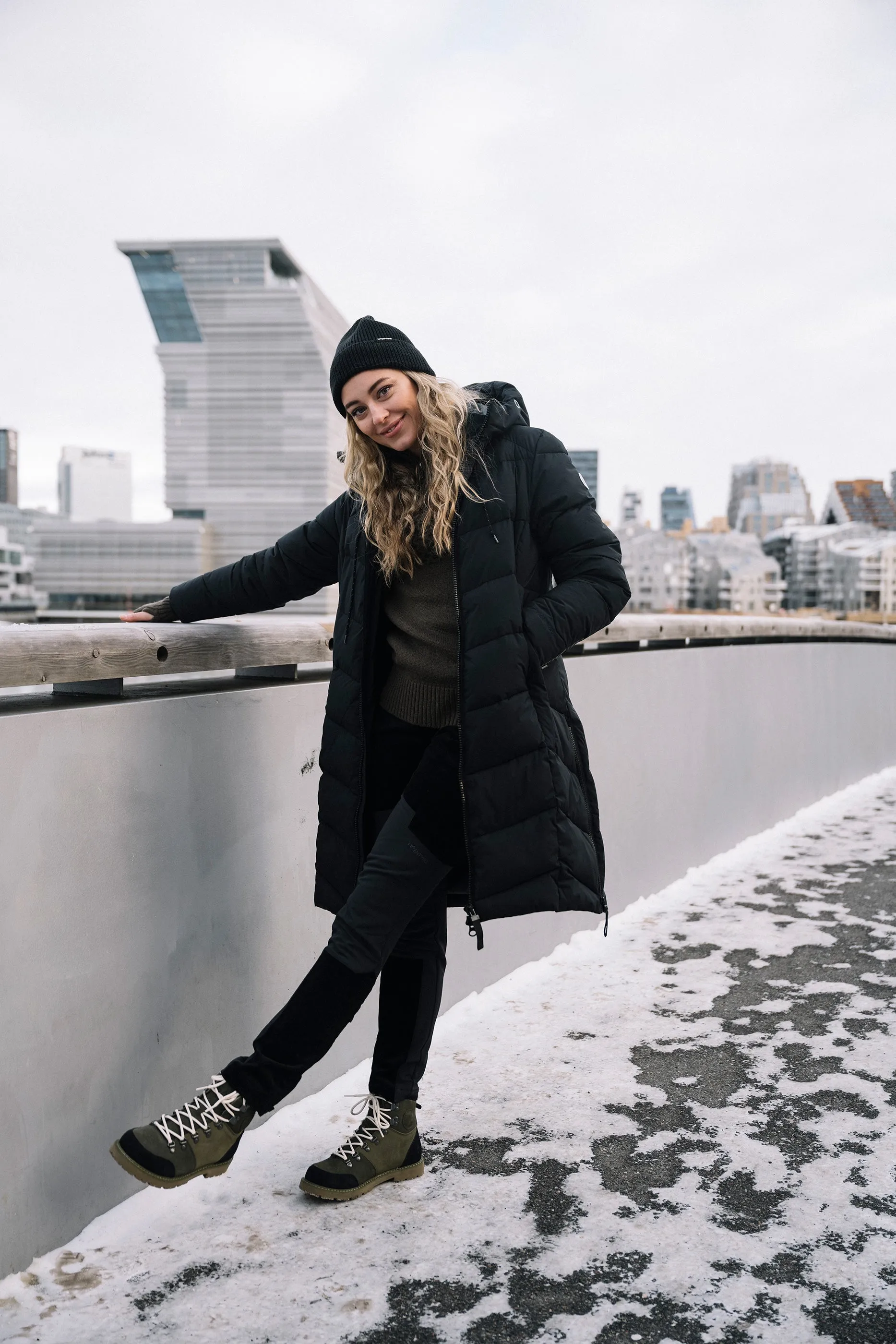 Mellow Eco-Down Parkas - Sort