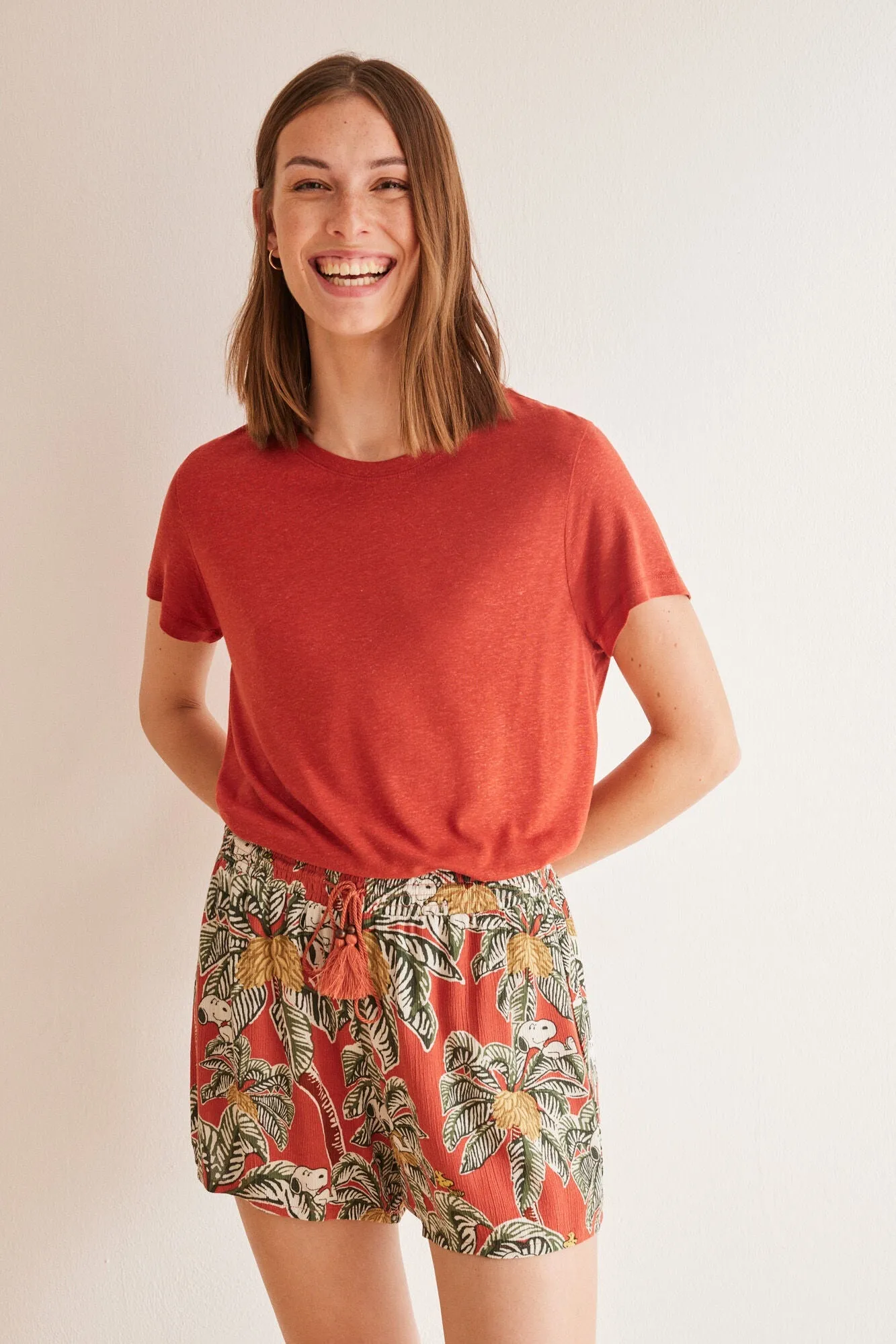 Tropical print viscose Snoopy shorts